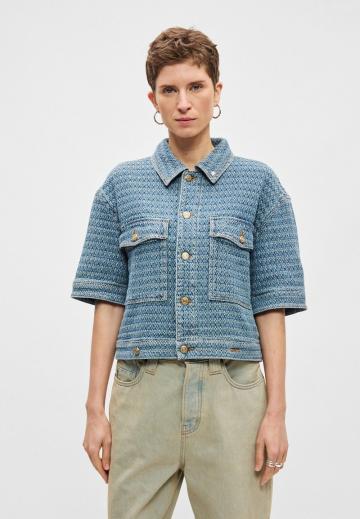 Джинсовая куртка