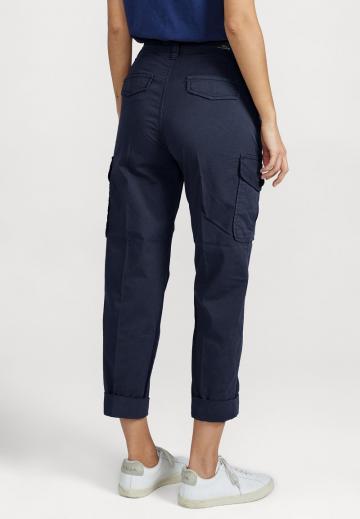 Брюки с накладными карманами