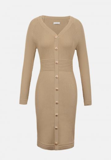 Вязаное платье