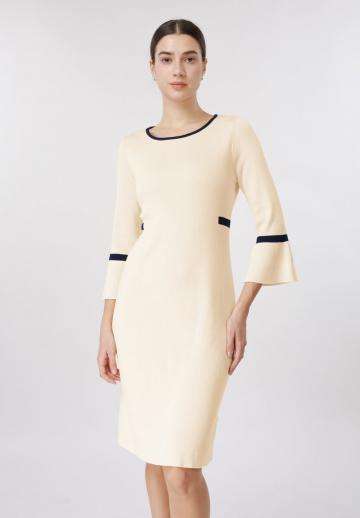 Вязаное платье