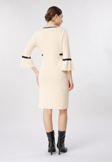 Вязаное платье