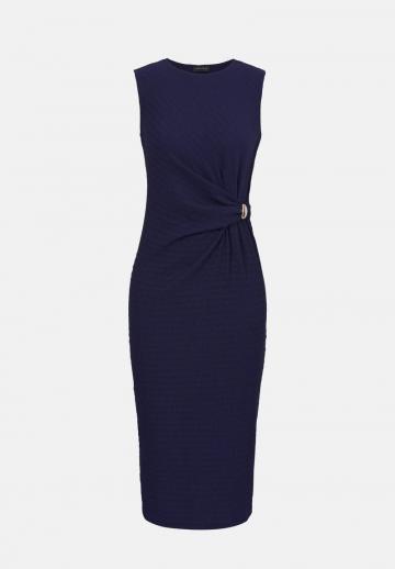 Платье футляр