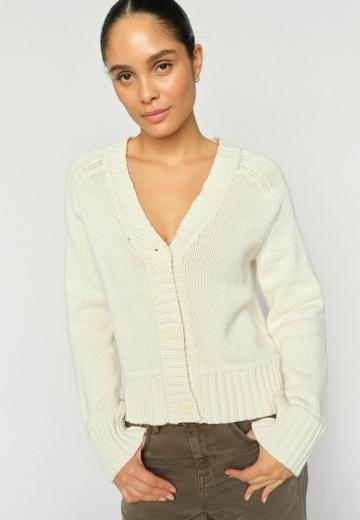 Вязаная кофта