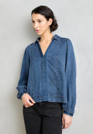 Джинсовая блузка