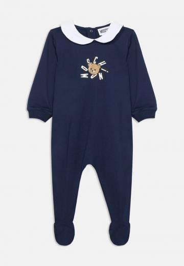 Набор одежды