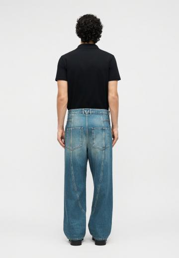 Свободные джинсы