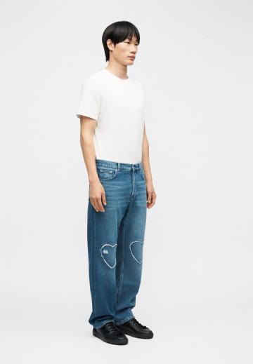 Прямые джинсы