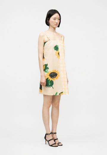 Короткое платье