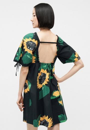 Короткое платье