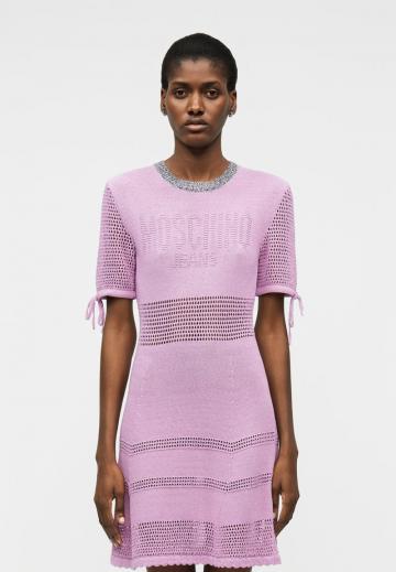 Вязаное платье