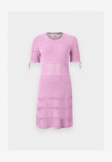 Вязаное платье