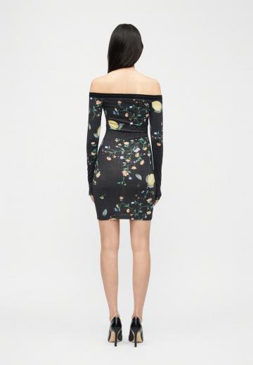 Короткое платье