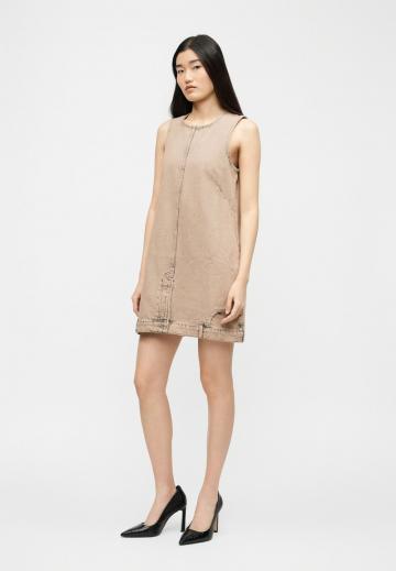 Короткое платье