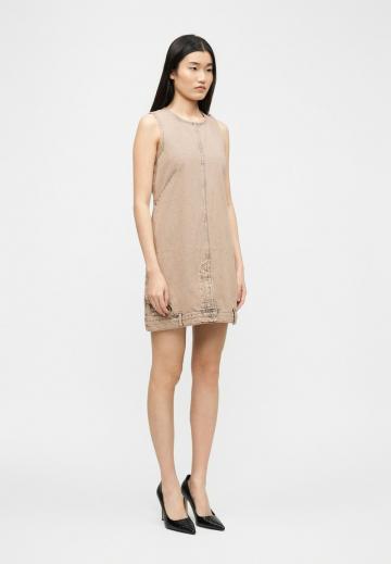 Короткое платье