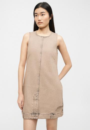 Короткое платье