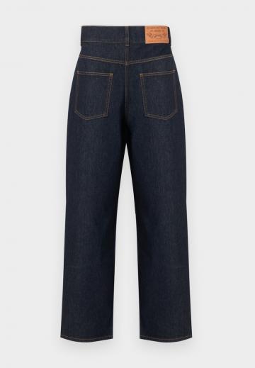 Джинсы бойфренда