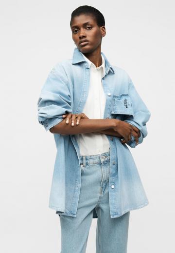 Клешеные джинсы