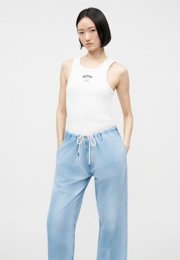 Свободные джинсы