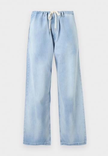 Свободные джинсы