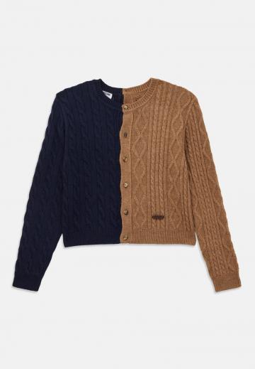 Вязаная кофта