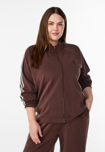 Спортивная куртка