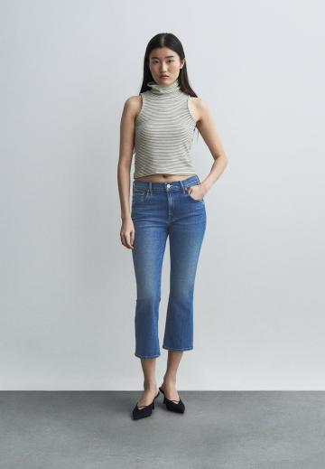 Клешеные джинсы