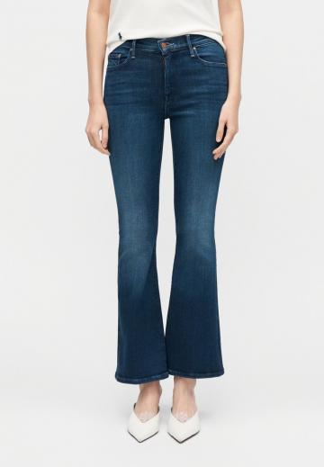 Клешеные джинсы