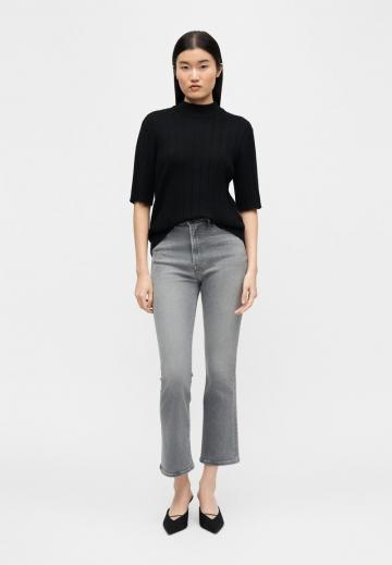 Клешеные джинсы