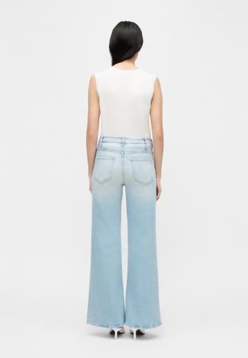 Клешеные джинсы