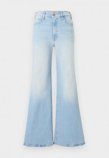 Клешеные джинсы