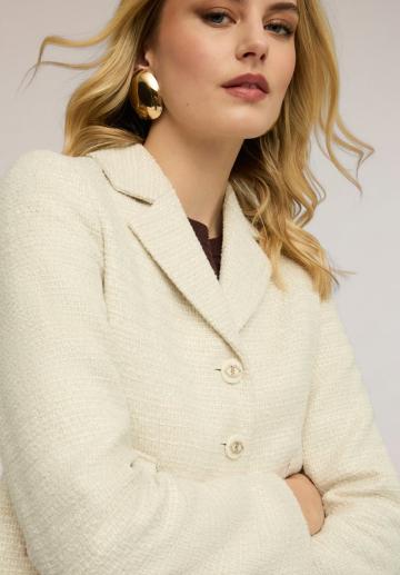 Короткий блейзер