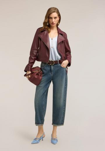 Короткие джинсы