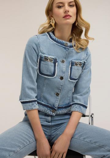 Короткая куртка