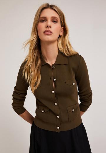 Вязаный жилет