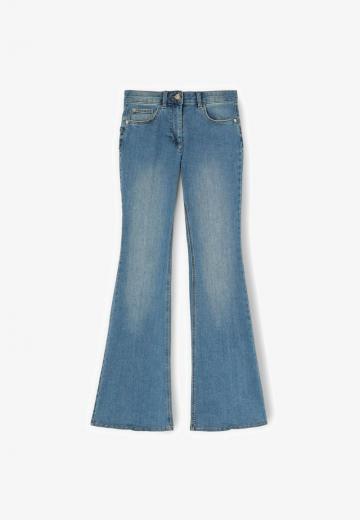 Клешеные джинсы