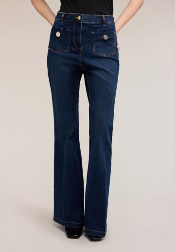 Клешеные джинсы