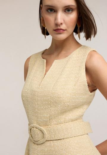 Короткое платье