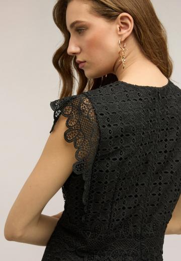 Короткое платье