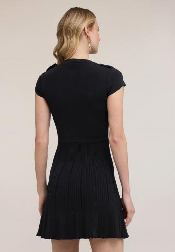 Короткое платье