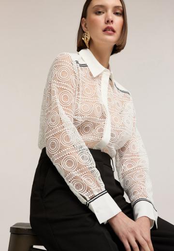Кружевная блузка