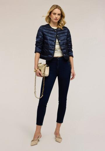 Короткие джинсы