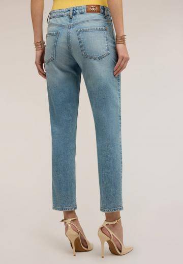 Короткие джинсы