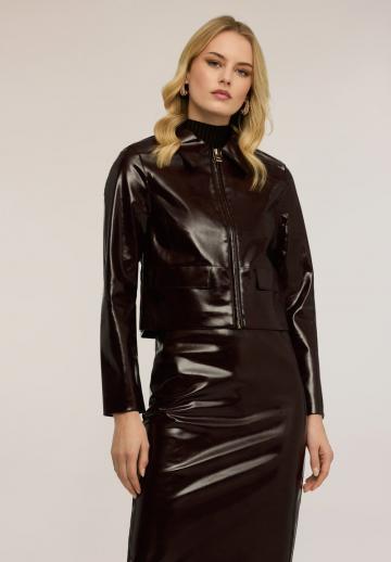 Короткая куртка