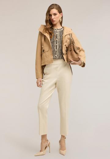 Куртка с накладнымит карманами