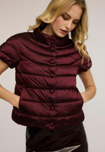 Короткая куртка