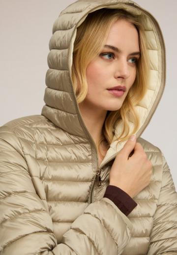 Зимняя куртка