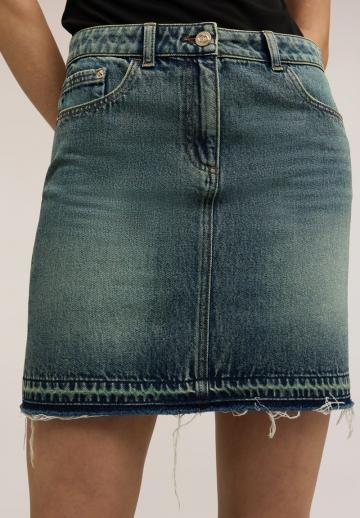 Юбка с накладными карманами