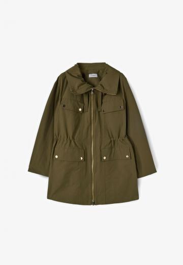 Блейзер с накладными карманами