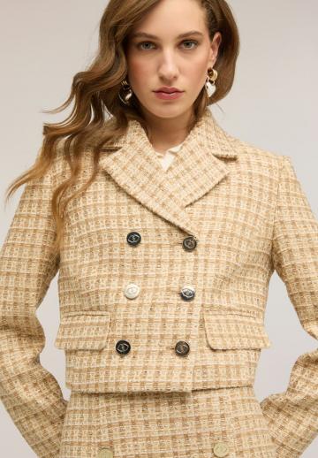 Короткий блейзер