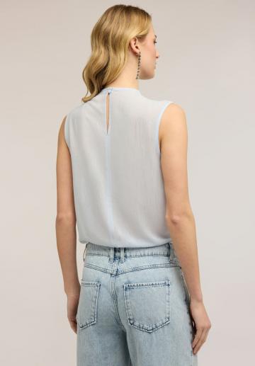 Блузка без рукавов